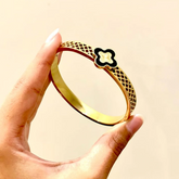 Clover Bangle