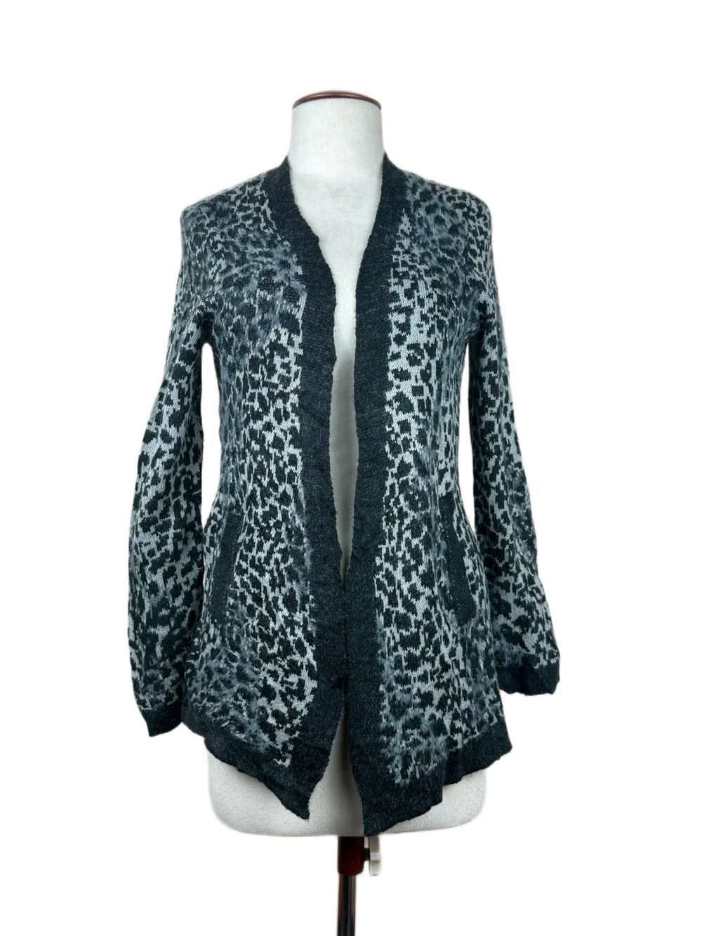 Shop Premium Winter Long Cardigans by Marie Claire | Preloved Branded Clothes | Multi Acrylic | Women | OTS Thrift Store Peshawar Pakistan