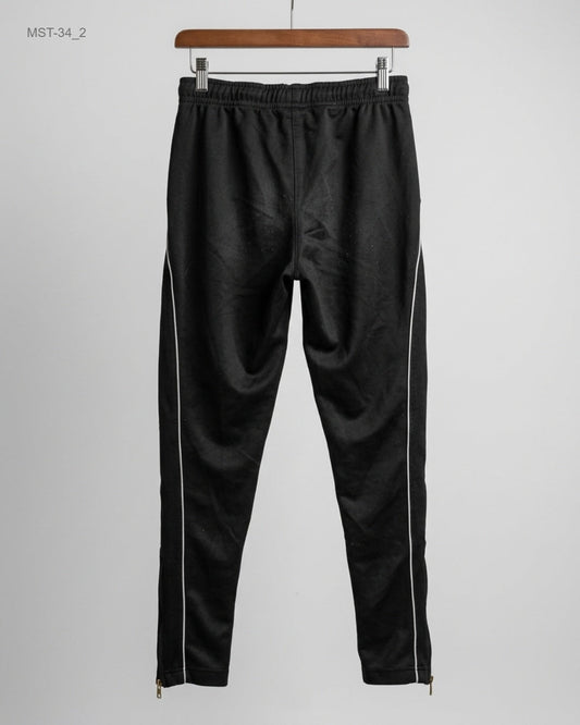 Umbro (MST-34)