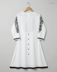 Shop Excellent Condition Black & White Lawn Summer Kurti by CUT LABEL for Womens at OTS - Online Thrift Store Pakistan (SK-162)