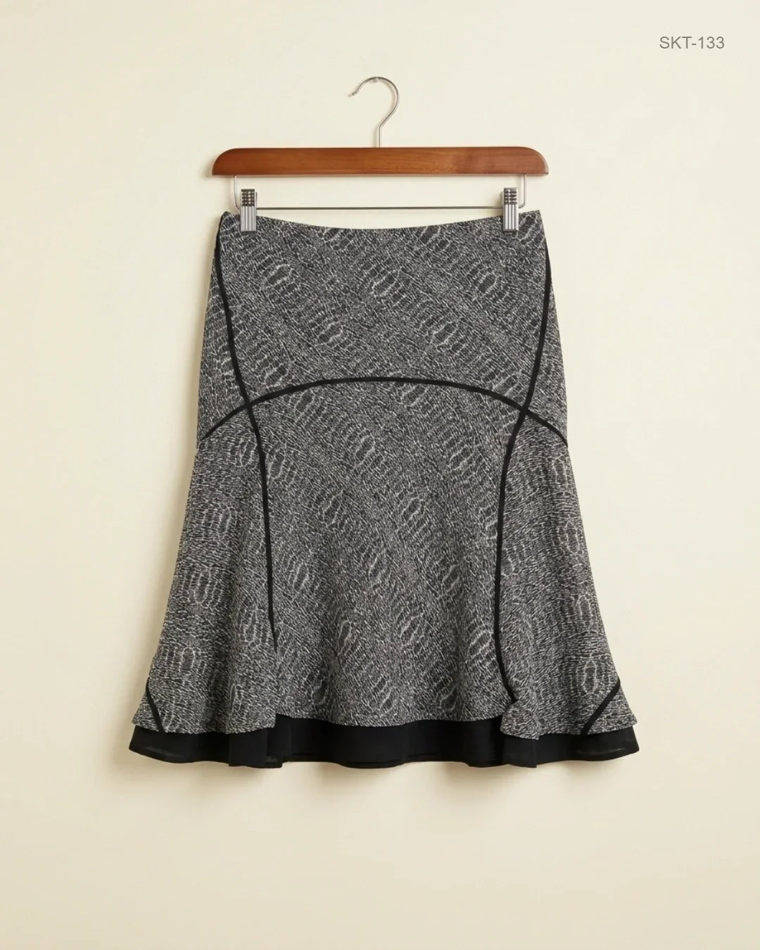 Premium Condition Women's skirts | Preloved Worthington | Grey Polyester | Thrift Shop for Womens Islamabad Pakistan | OTS