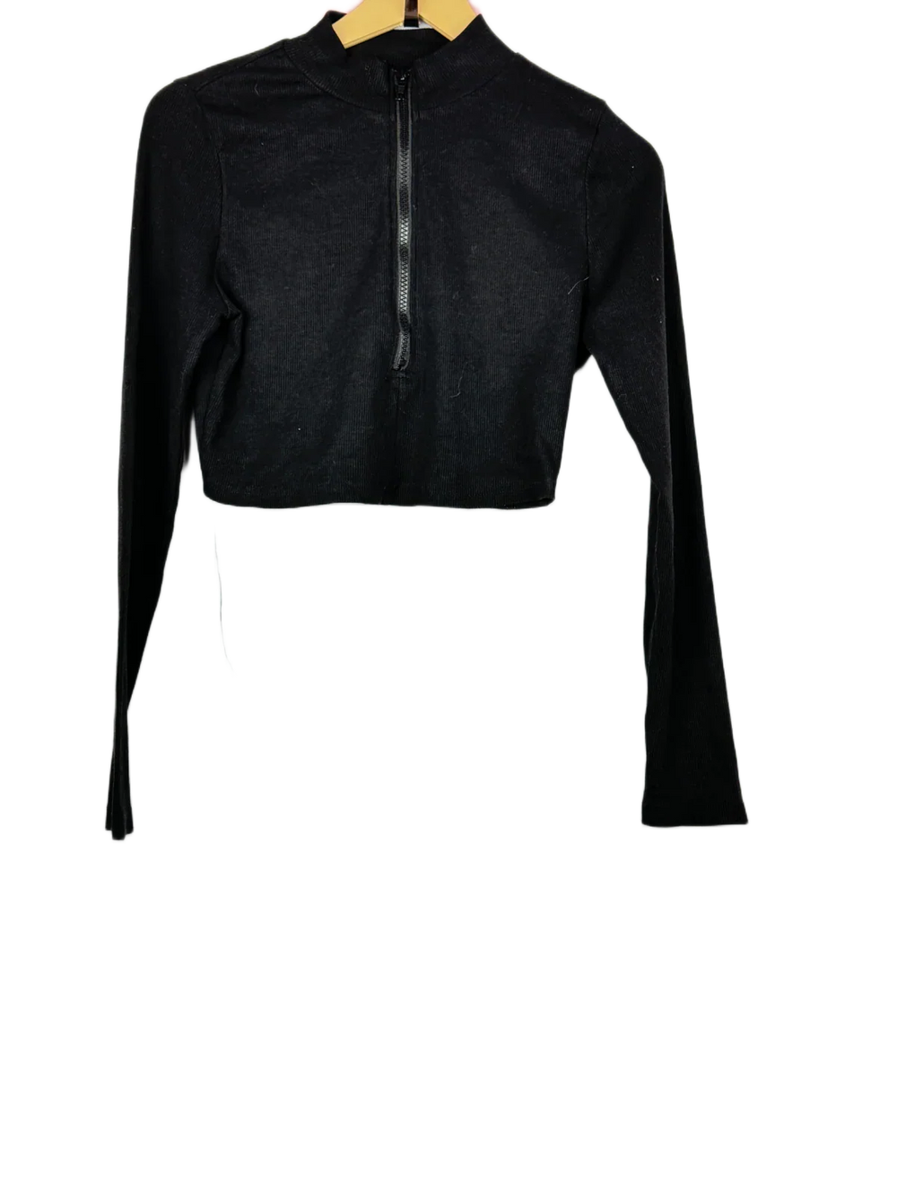 Shop Premium Winter Crop Tops by Shein | Preloved Branded Clothes | Black Polyester + Cotton | Women | OTS Thrift Store Islamabad Pakistan