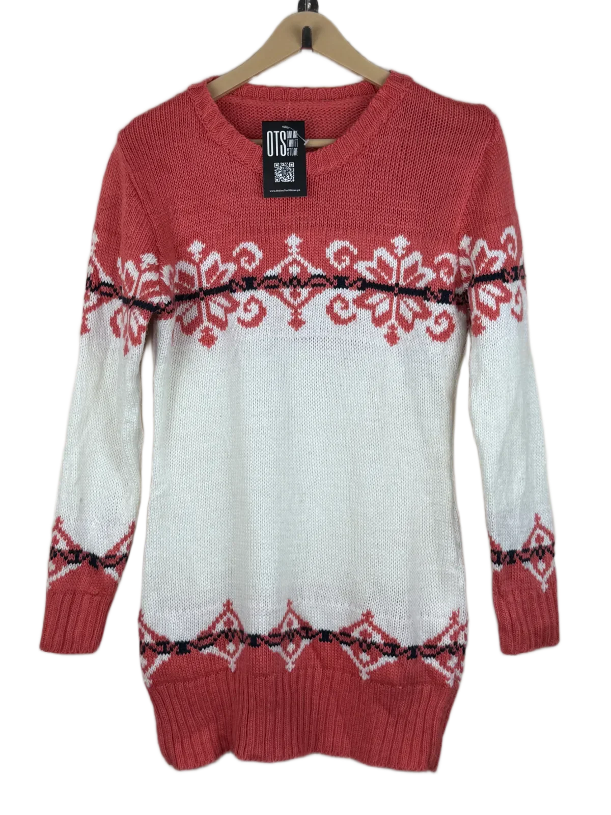 Shop Premium Winter Knitted Tops by Unknown | Preloved Branded Clothes | Red Acrylic | Women | OTS Thrift Store Karachi Pakistan