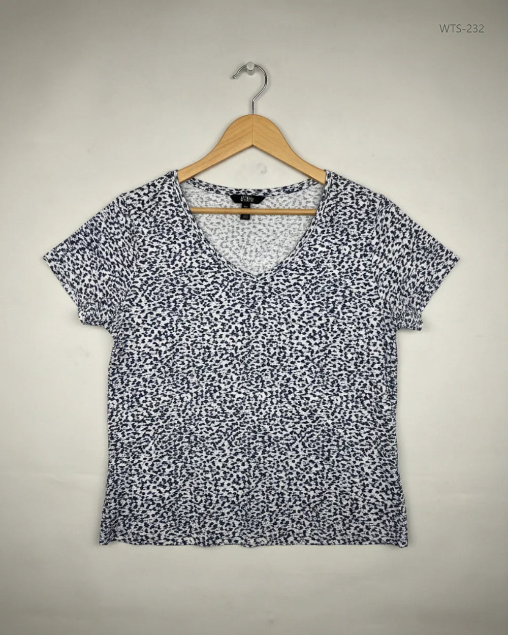 Preloved Premium Womens Tshirts by Peacocks, Blue Cotton for - OTS Thrift Shop Karachi Pakistan