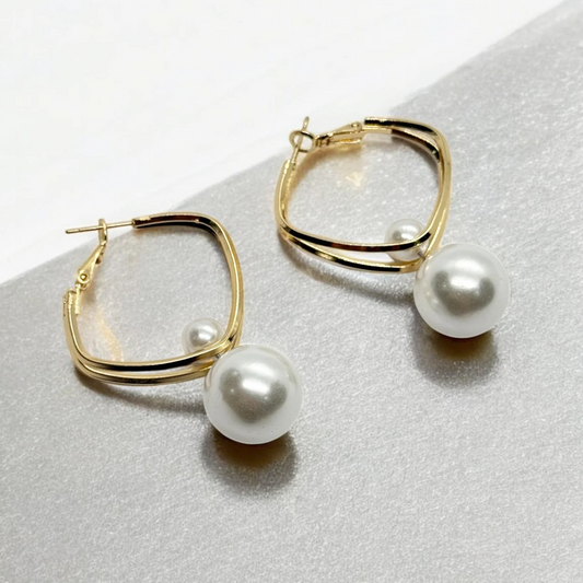 Pearls Oval Dangle Earrings
