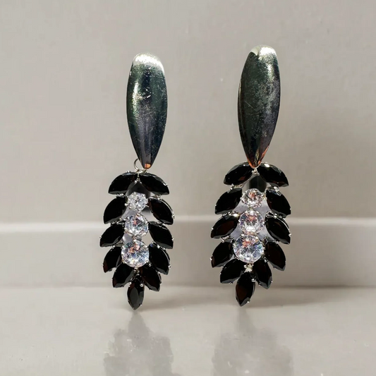 Elegant Leaf Drop Earrings