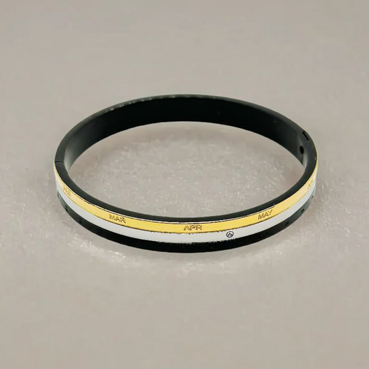 The Cylinder Bangle