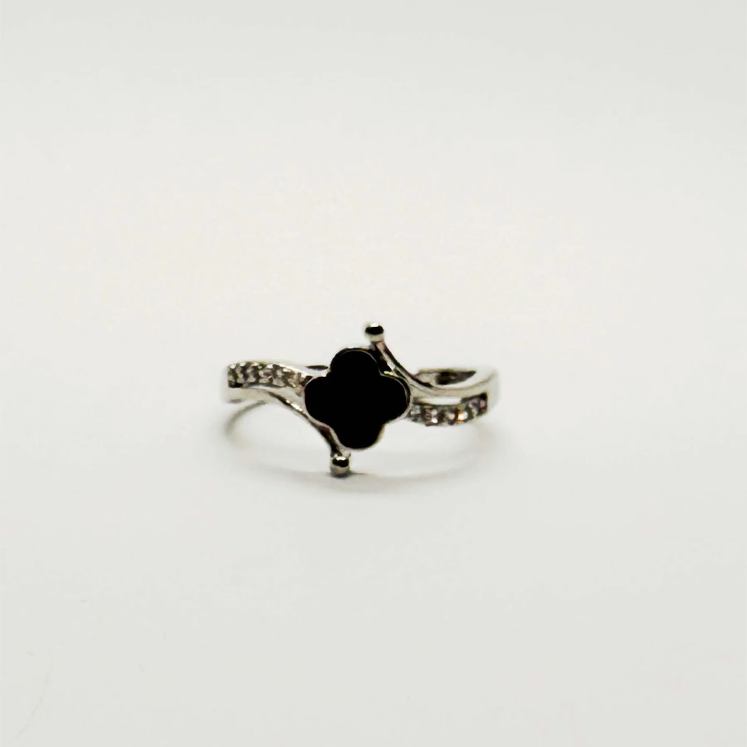 Dainty Black Clover & Silver Ring