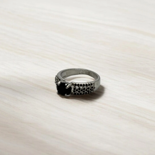 Black Spinel Ring