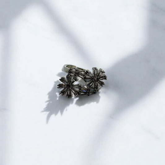 Daffodils Silver Toe Ring