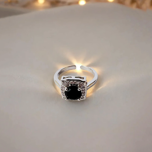 Regal Ring
