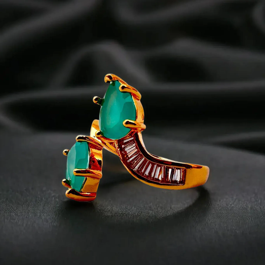 Radiance Knot Ring