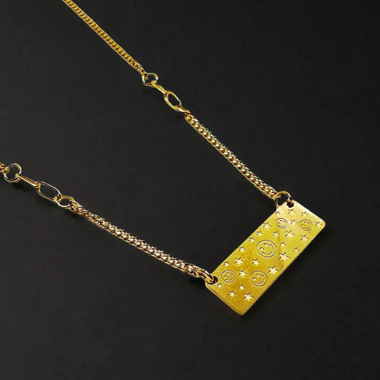 Smily Rectangle Necklace