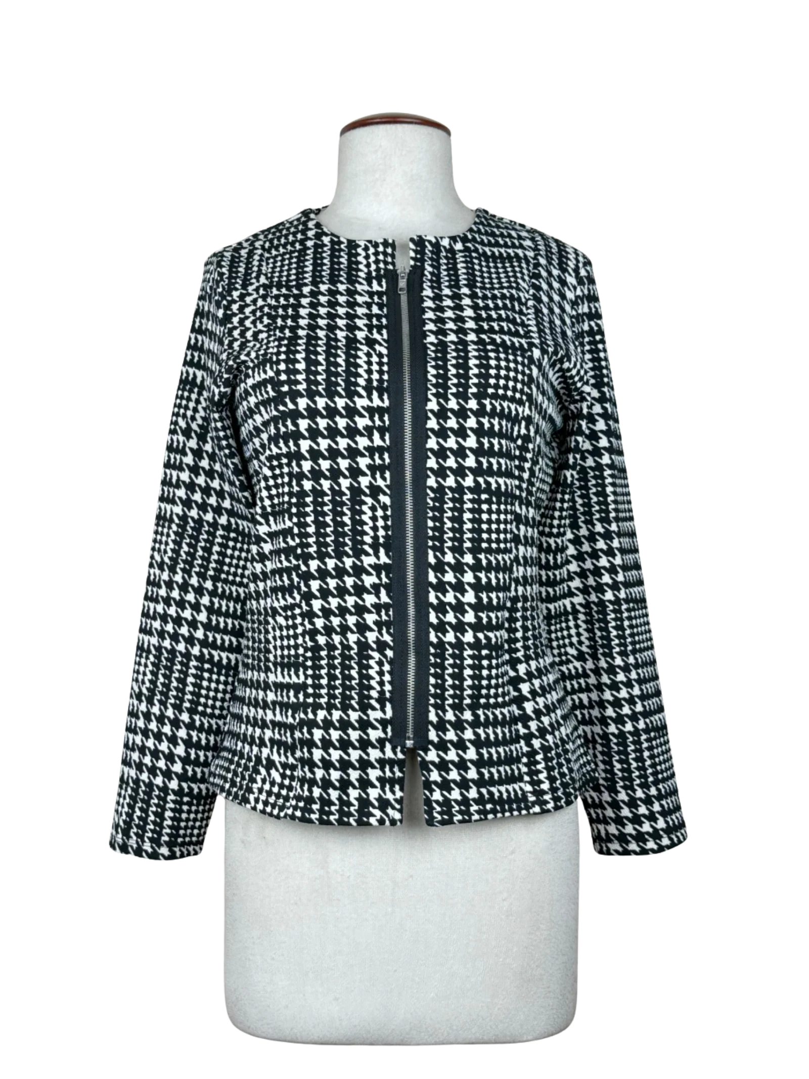 Secondhand Branded Women Bolero Coatt by Gerard, Black & White Polyester fabric, Premium condition, for Womens - Online Thrift Shop Karachi Pakistan