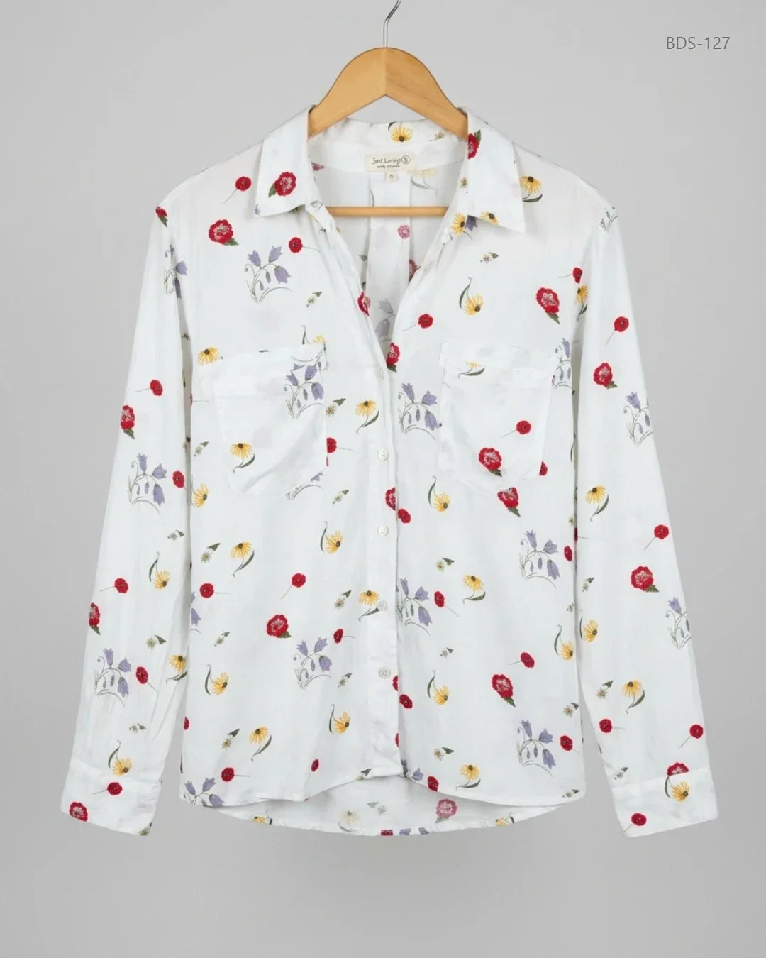 Shop Premium Button Down Shirt by CUT LABEL | Preloved Branded Clothes | White Cotton | Womens | OTS Thrift Store Peshawar Pakistan