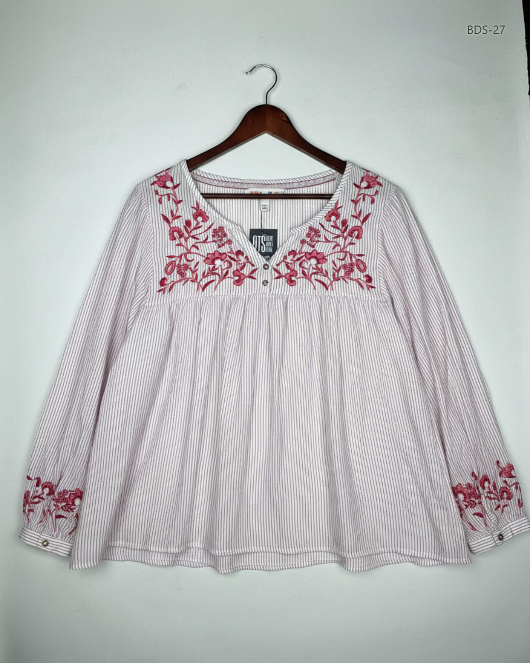 Premium Condition Button Down Shirt | Preloved mantarcuy | Pink Cotton | Thrift Shop for Women Peshawar Pakistan | OTS