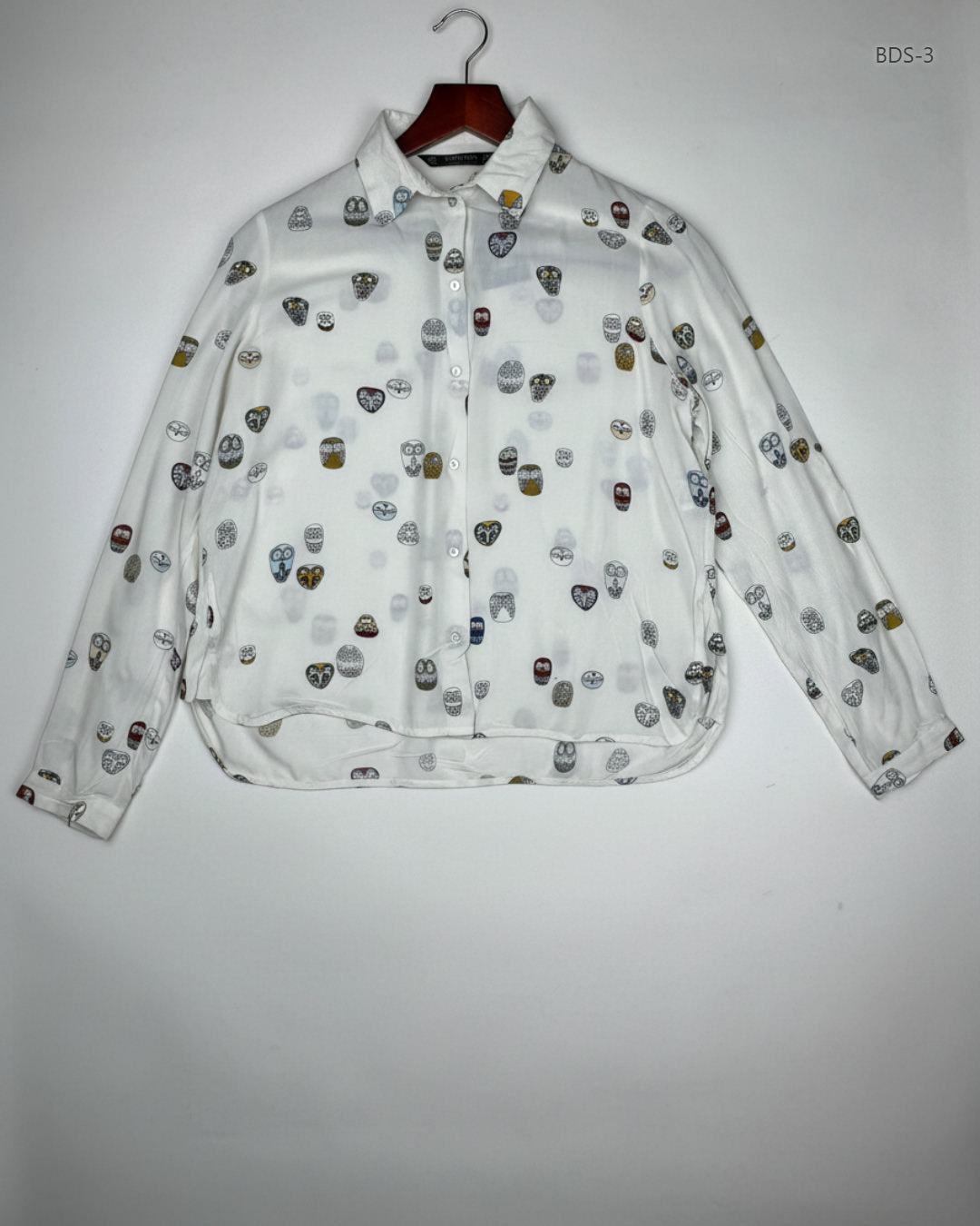 Preloved Premium Button Down Shirt by ZARA, White Viscose for Women - OTS Thrift Shop Karachi Pakistan