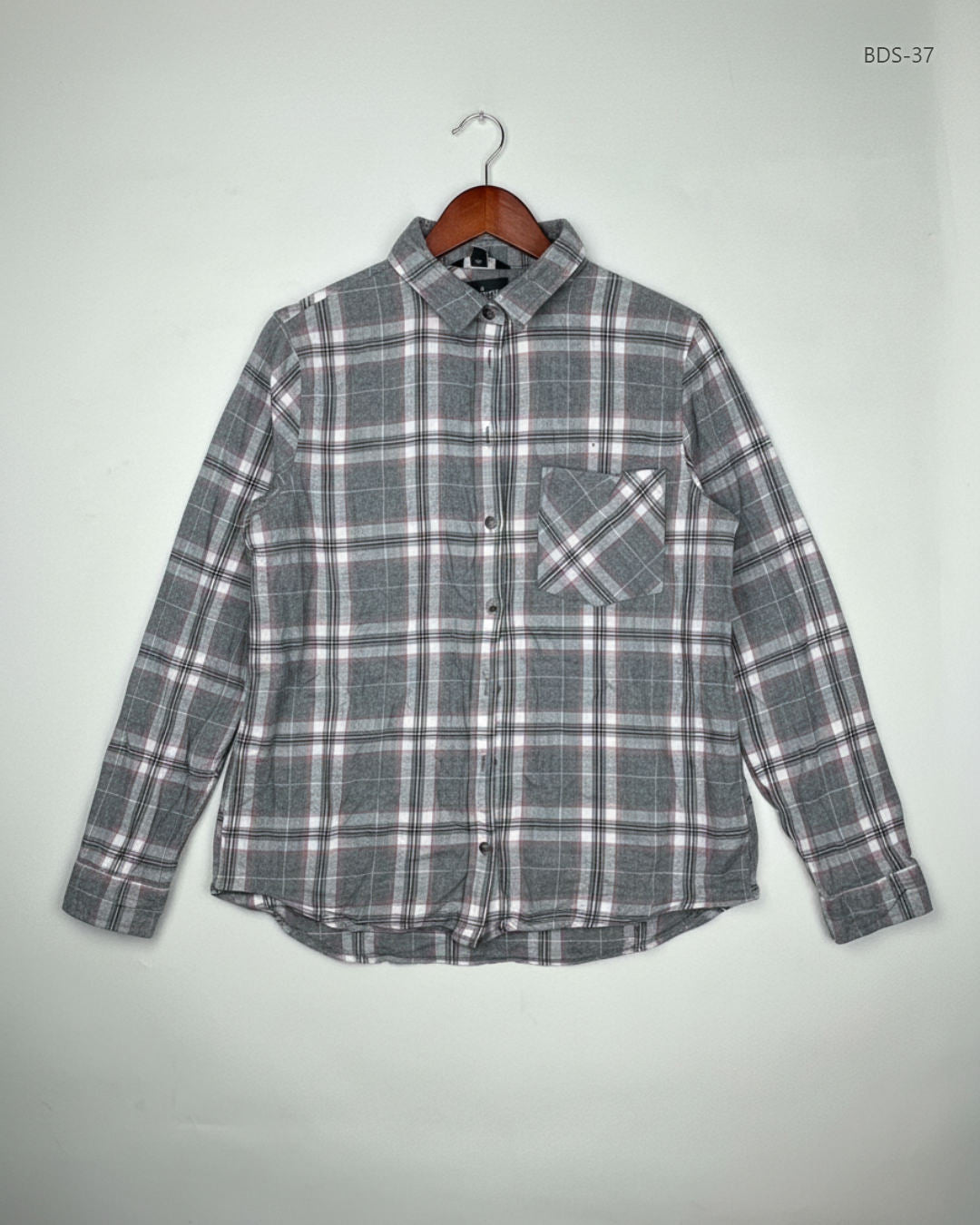 Preloved Premium Button Down Shirt by New Look, Grey Cotton for Women - OTS Thrift Shop Peshawar Pakistan