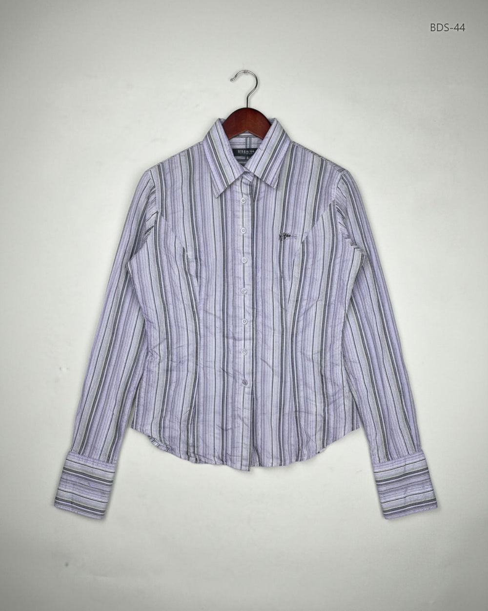 Secondhand Branded Button Down Shirt by TM Lewin, Violet Cotton fabric, Premium condition, for Women - Online Thrift Shop Lahore Pakistan
