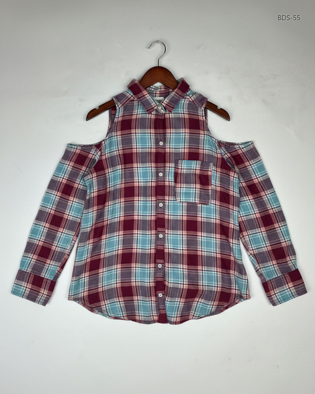 UK Imported secondhand Button Down Shirt - HOLLISTER brand, Maroon Cotton, Premium condition, for Women - Online Thrift Store Peshawar Pakistan