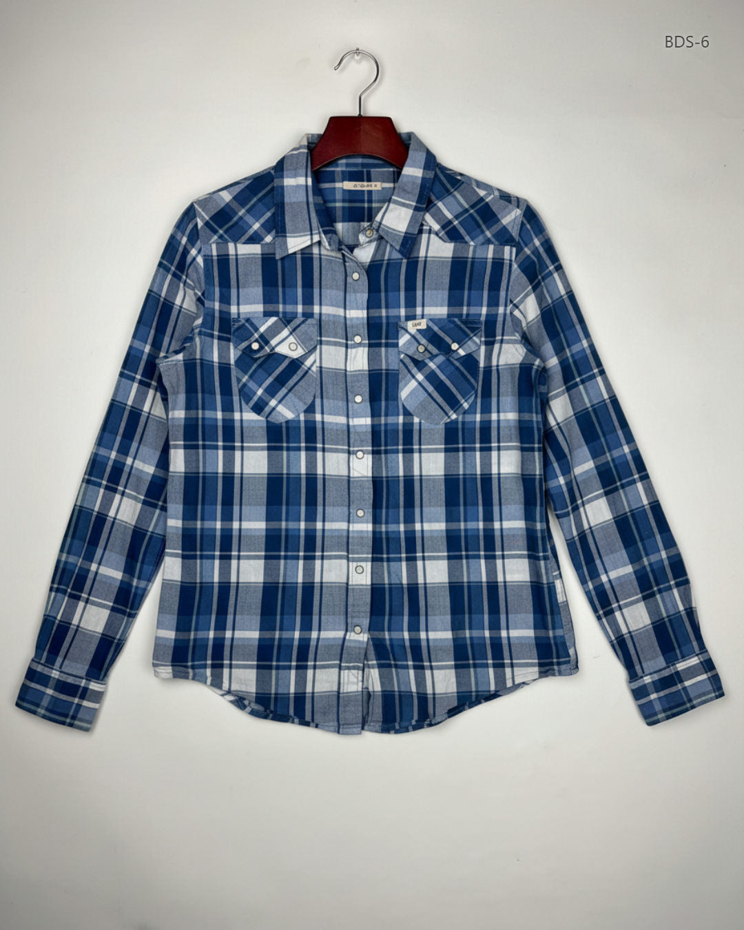 Shop Excellent Button Down Shirt by LEE | Preloved Branded Clothes | Blue Cotton | Women | OTS Thrift Store Karachi Pakistan