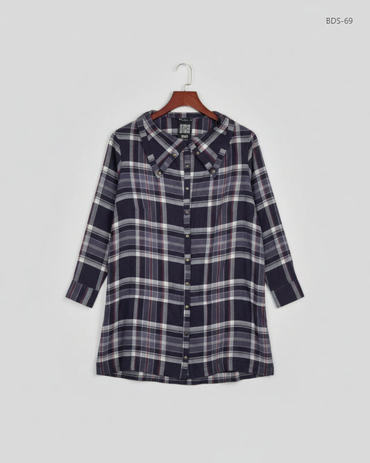 Preloved Premium Button Down Shirt by Marks & Spencer, Purple Cotton for Women - OTS Thrift Shop Lahore Pakistan