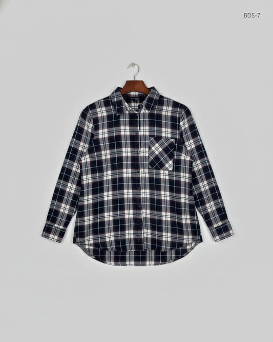 Shop Excellent Button Down Shirt by New Look | Preloved Branded Clothes | Multi Cotton | Women | OTS Thrift Store Karachi Pakistan