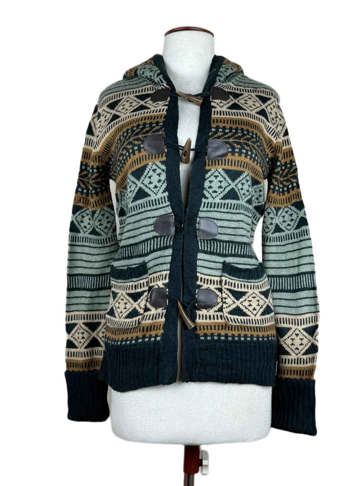 Shop Excellent Winter Long Cardigans by Style Boom | Preloved Branded Clothes | Off White Acrylic | Women | OTS Thrift Store Islamabad Pakistan