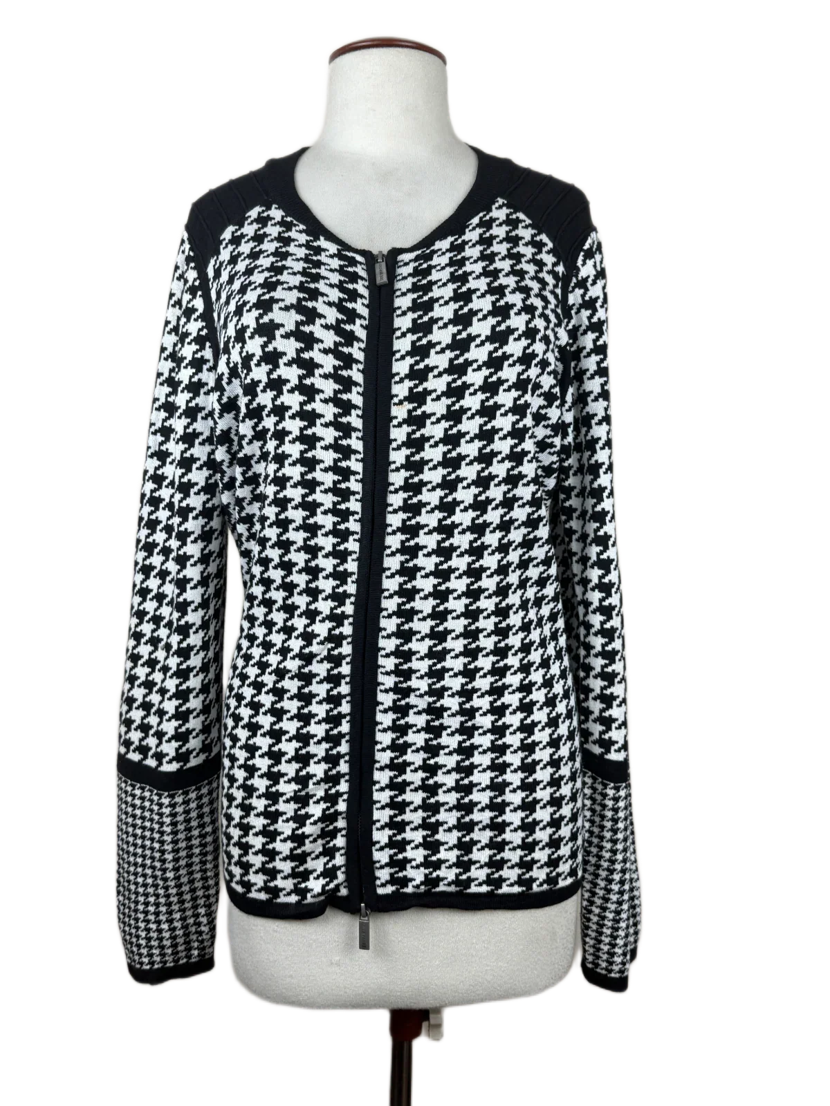 Winter Long Cardigans | Bonprix | Preloved Branded | Black & White Viscose | Premium Plus | OTS Thrift Store Lahore Pakistan