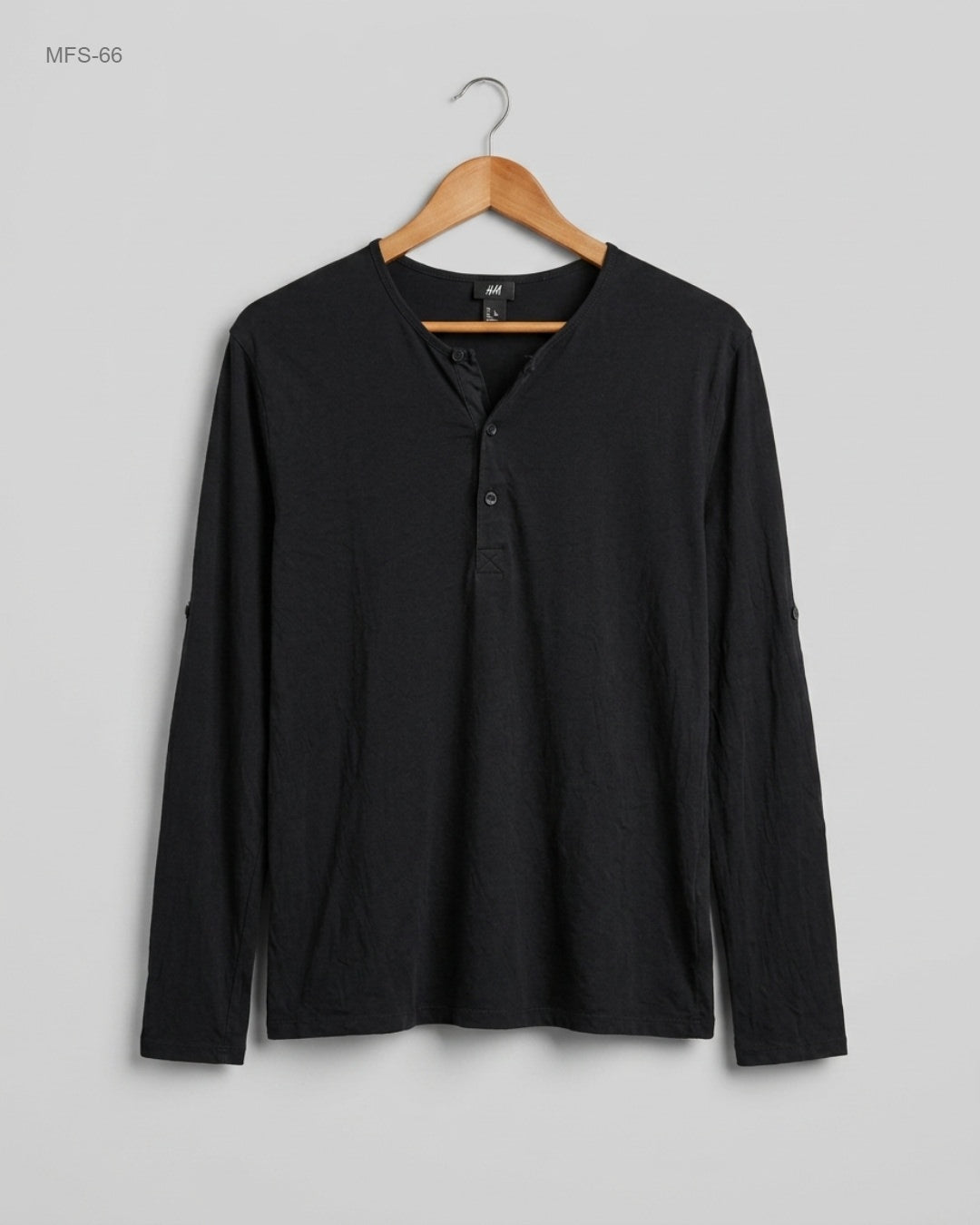Premium Condition Men's Full Sleeves T-Shirt | Preloved H&M | Black Cotton | Thrift Shop for Men Islamabad Pakistan | OTS
