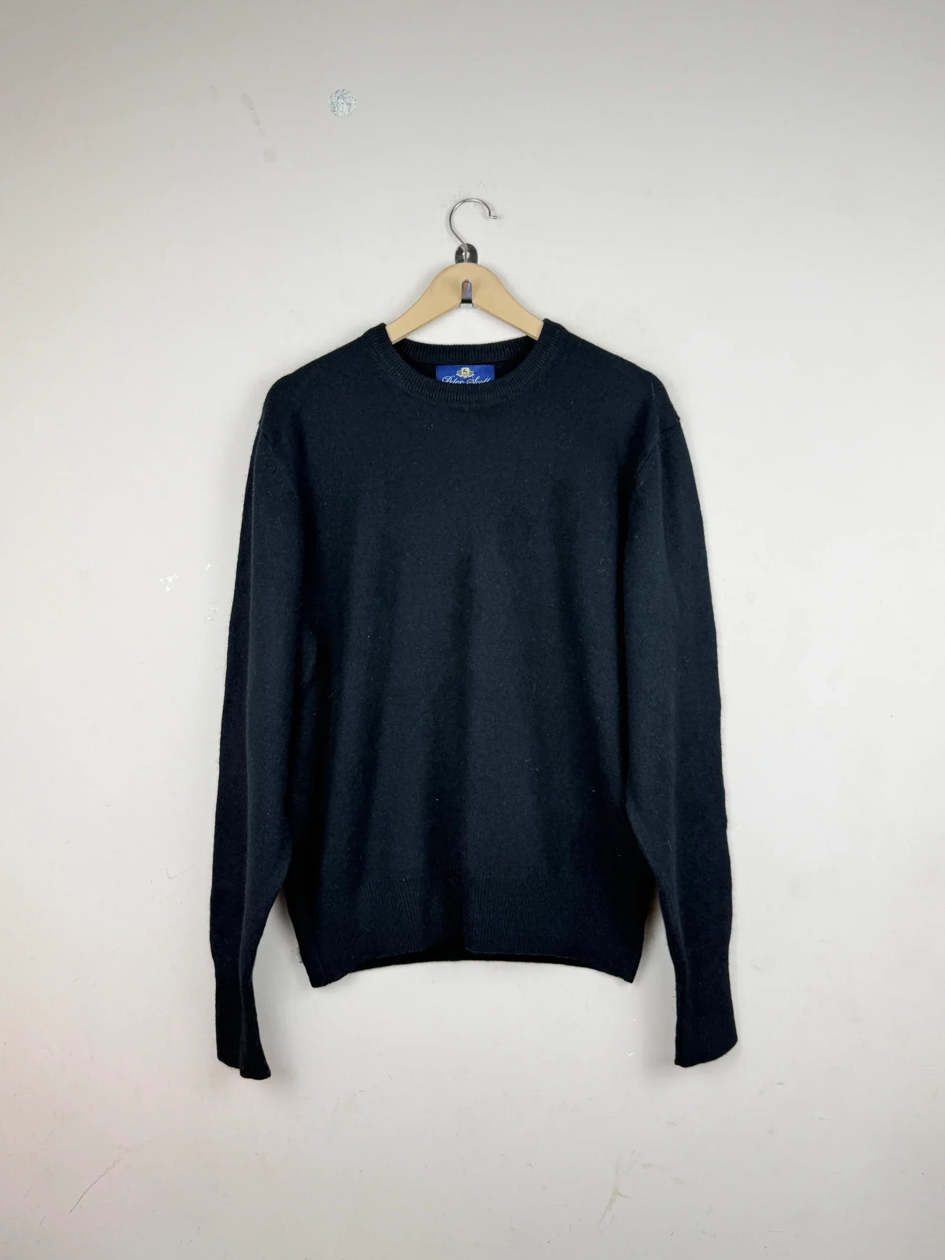 Shop Premium Men's Jumpers & Sweaters by peter scott | Preloved Branded Clothes | Black wool | Men | OTS Thrift Store Lahore Pakistan