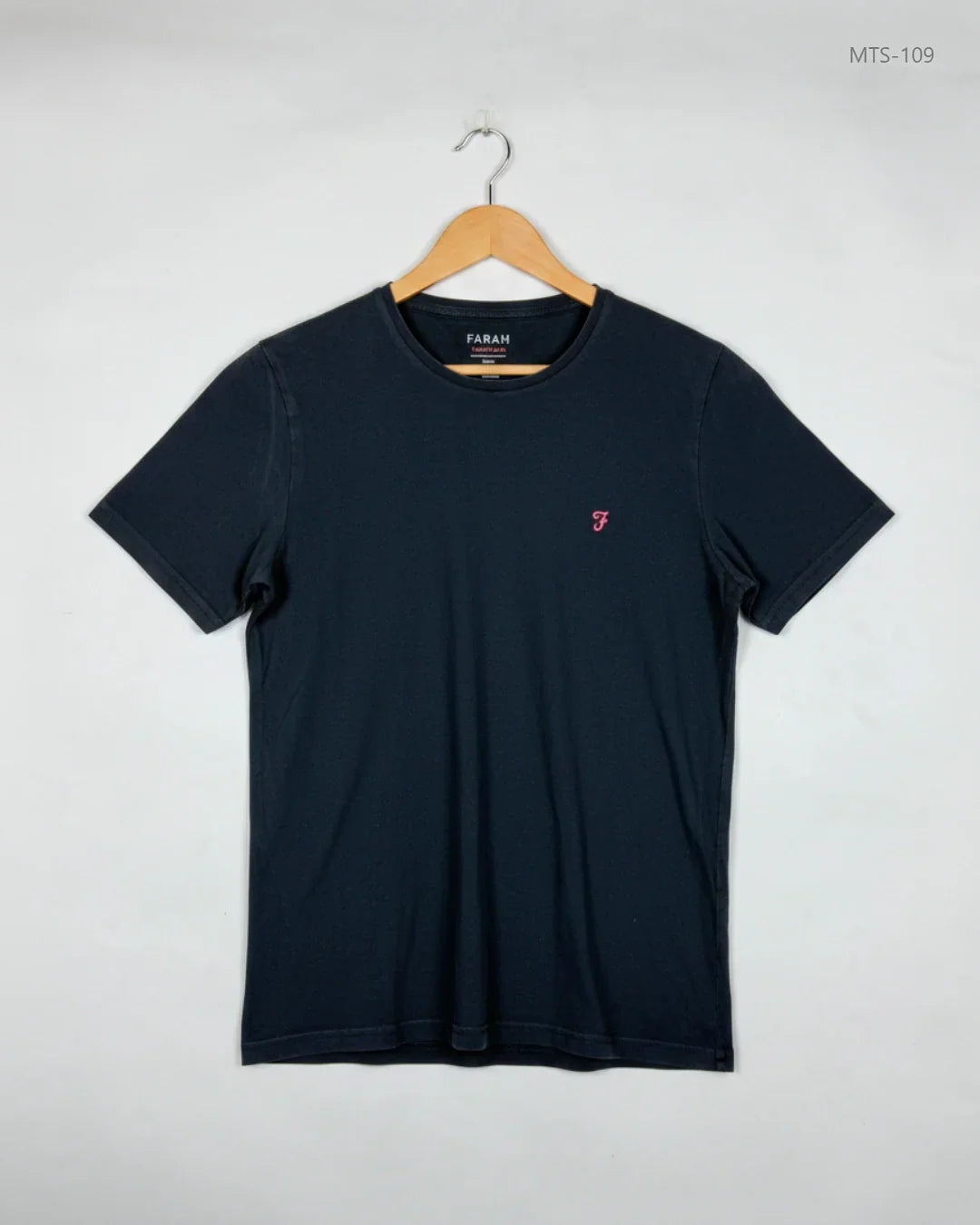 UK Imported secondhand Mens Tshirts - Farah brand, Black Cotton, Premium condition, for Men - Online Thrift Store Peshawar Pakistan