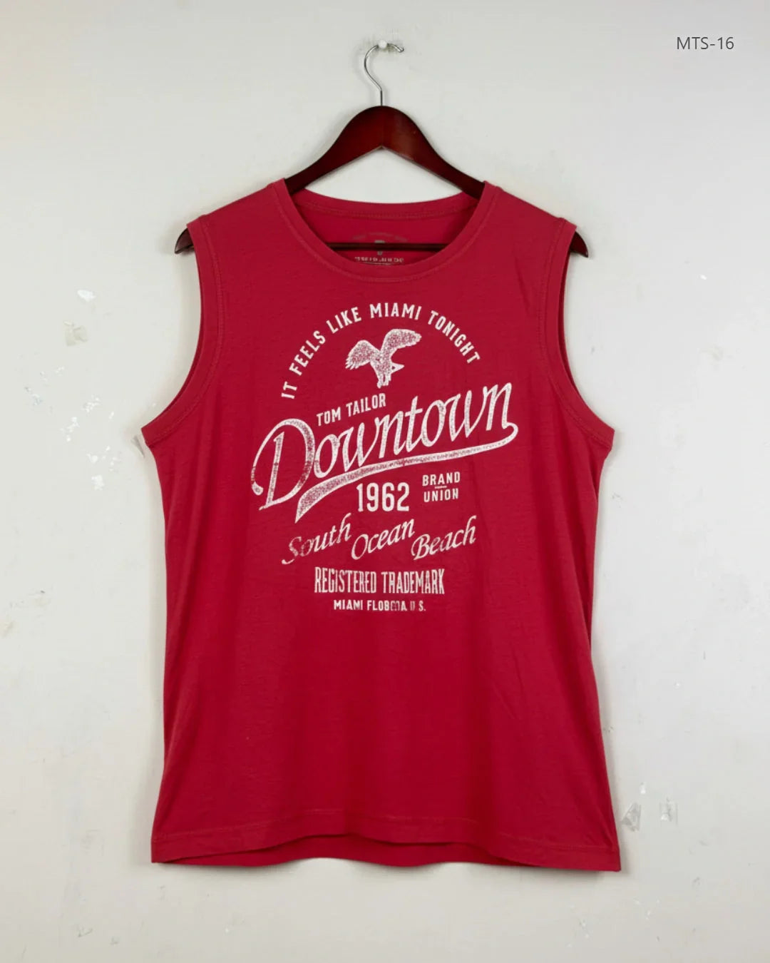 UK Imported secondhand Mens Tshirts - TOM TAILOR brand, RED Cotton, Premium condition, for Men's - Online Thrift Store Lahore Pakistan