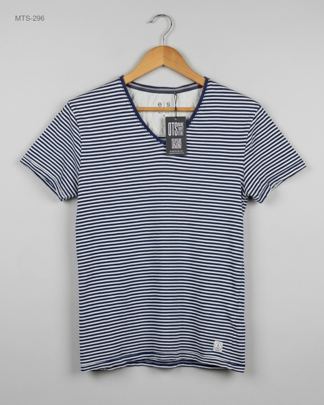 UK Imported secondhand Mens Tshirts - EDC brand, Blue Cotton, Excellent condition, for Mens - Online Thrift Store Islamabad Pakistan