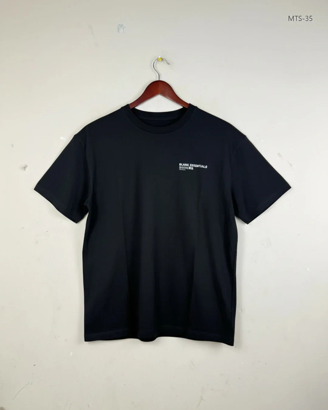 UK Imported secondhand Mens Tshirts - BLANK brand, BLACK Cotton, Premium condition, for Men's - Online Thrift Store Islamabad Pakistan