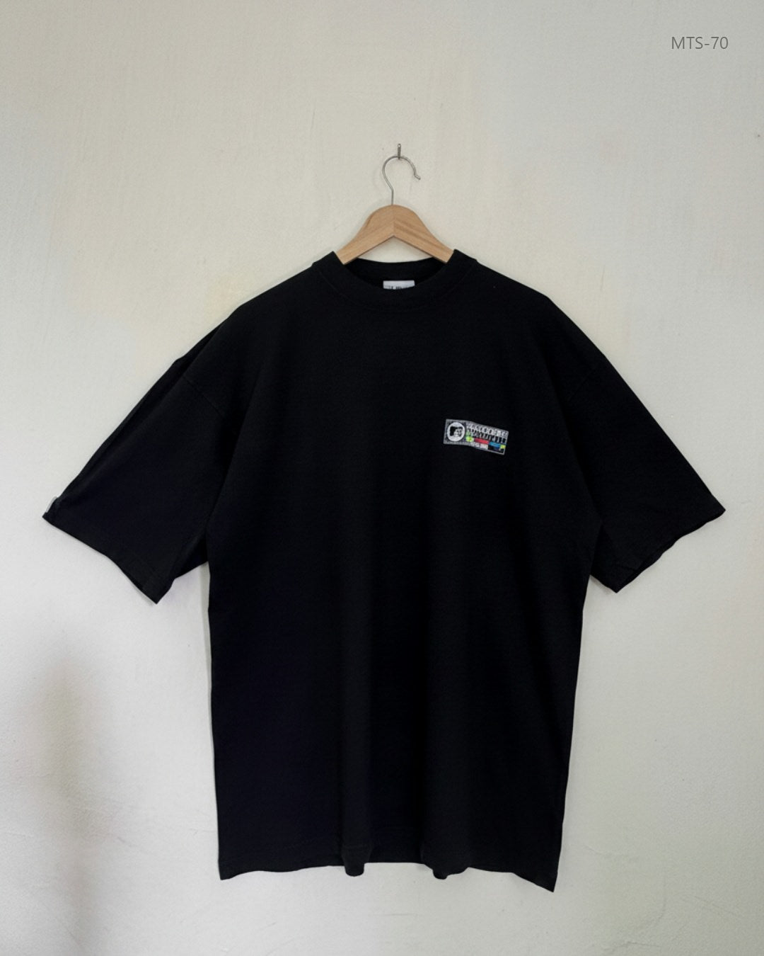 Secondhand Branded Mens Tshirts by Lee, Black Cotton fabric, Premium condition, for Men - Online Thrift Shop Islamabad Pakistan