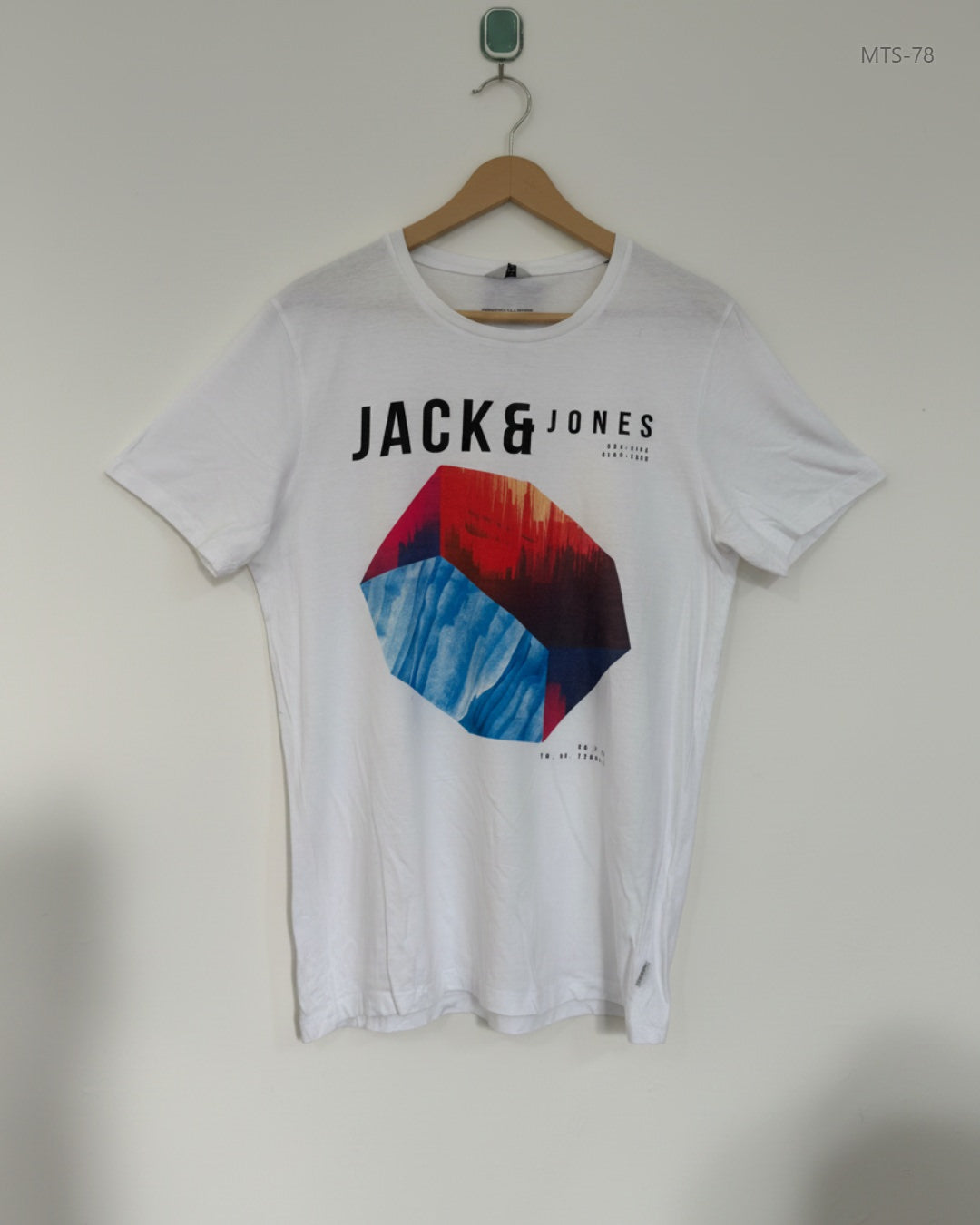 UK Imported secondhand Mens Tshirts - JACK & JONES brand, White Cotton, Premium condition, for Men - Online Thrift Store Lahore Pakistan