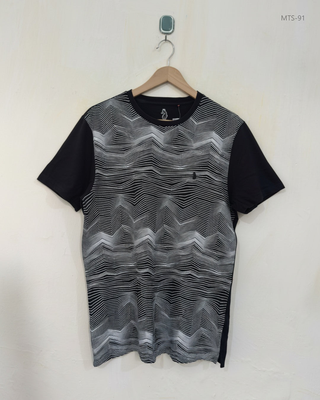 Premium Condition Mens Tshirts | Preloved LUKE | Black Cotton | Thrift Shop for Men Karachi Pakistan | OTS
