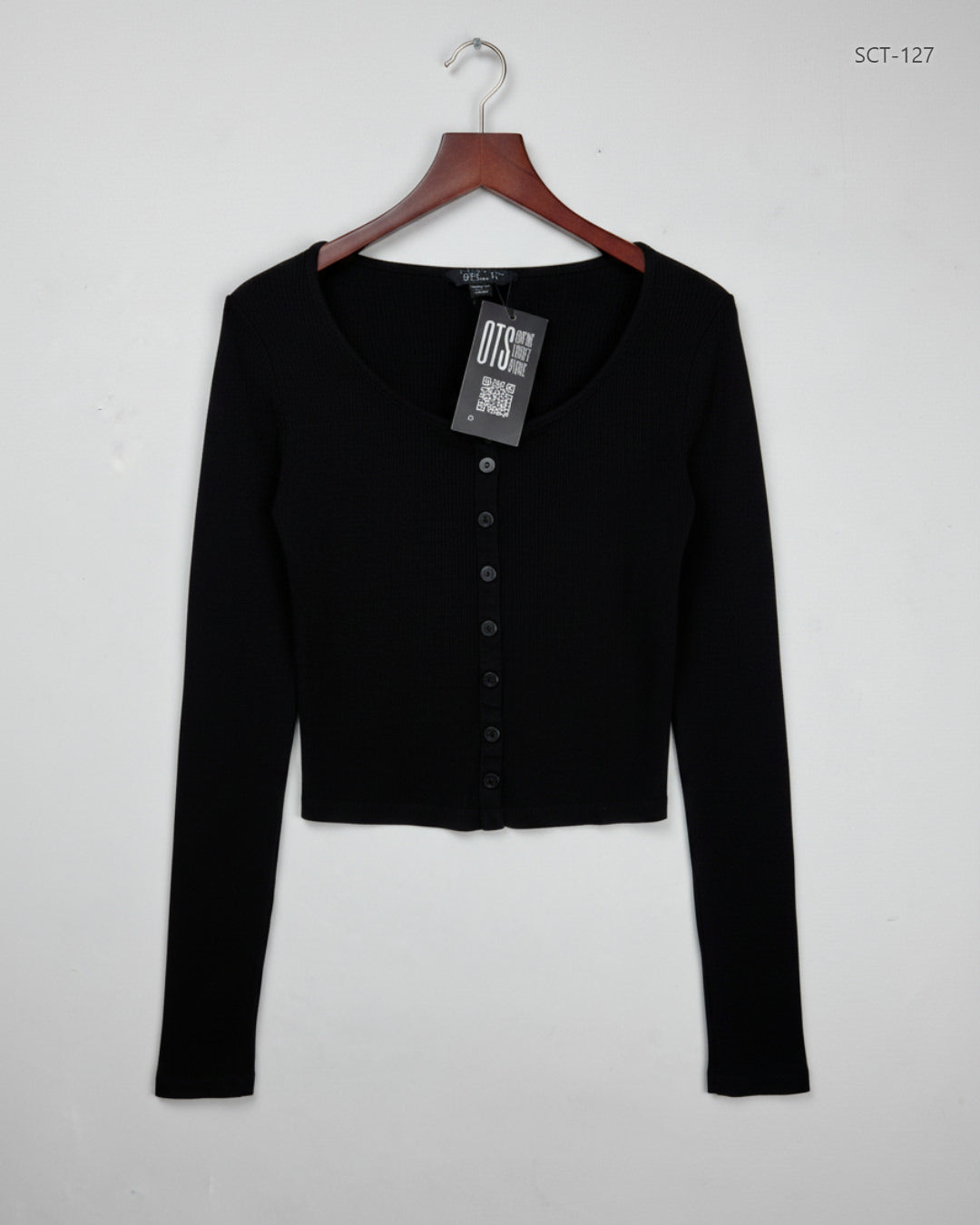 Shop Premium Summer Crop Tops by New Look | Preloved Branded Clothes | Black Cotton | Womens | OTS Thrift Store Islamabad Pakistan