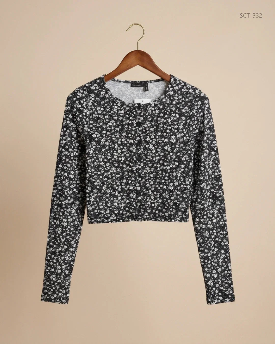Secondhand Branded Summer Crop Tops by ASOS, Black & White Cotton fabric, Premium condition, for Womens - Online Thrift Shop Peshawar Pakistan