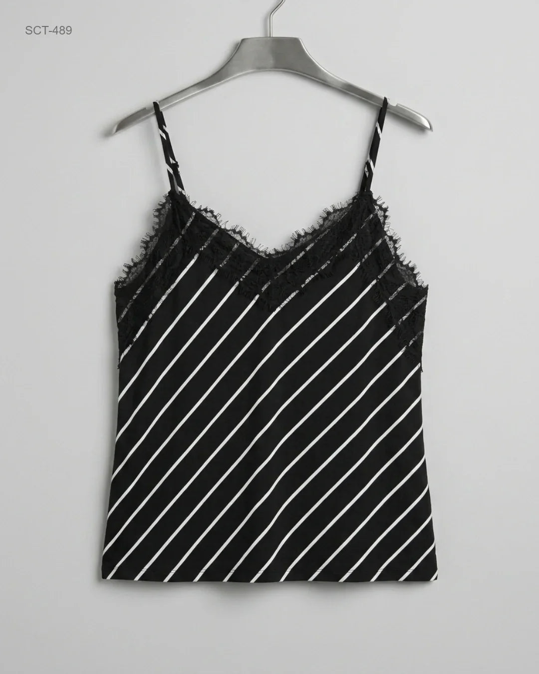 UK Imported secondhand Summer Crop Tops - AMISU brand, Black & White Polyester, Premium condition, for Womens - Online Thrift Store Karachi Pakistan