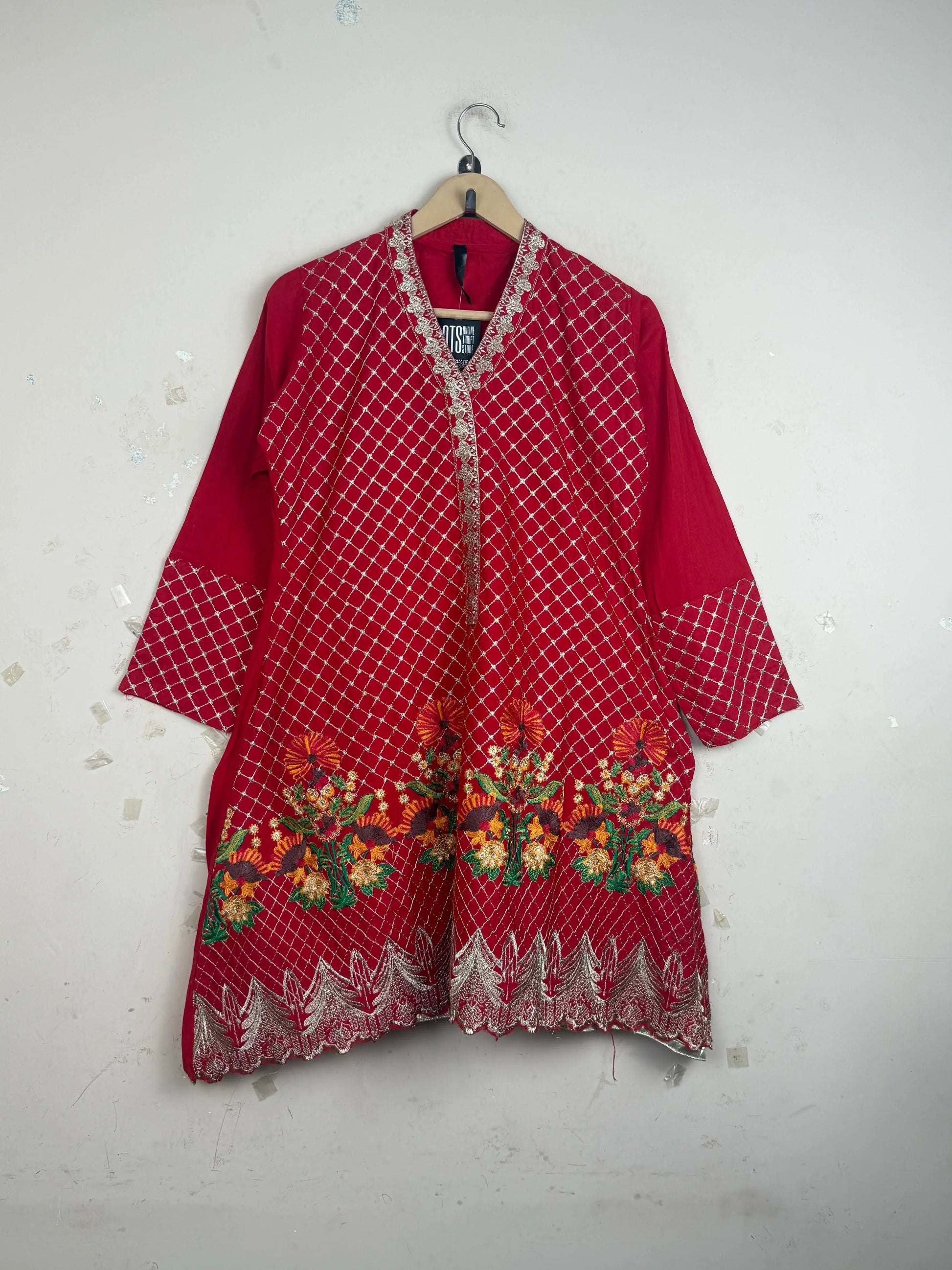 Shop Premium Summer Kurti by STAR CLUB | Preloved Branded Clothes | Red COTTON LAWN | Womens | OTS Thrift Store Karachi Pakistan