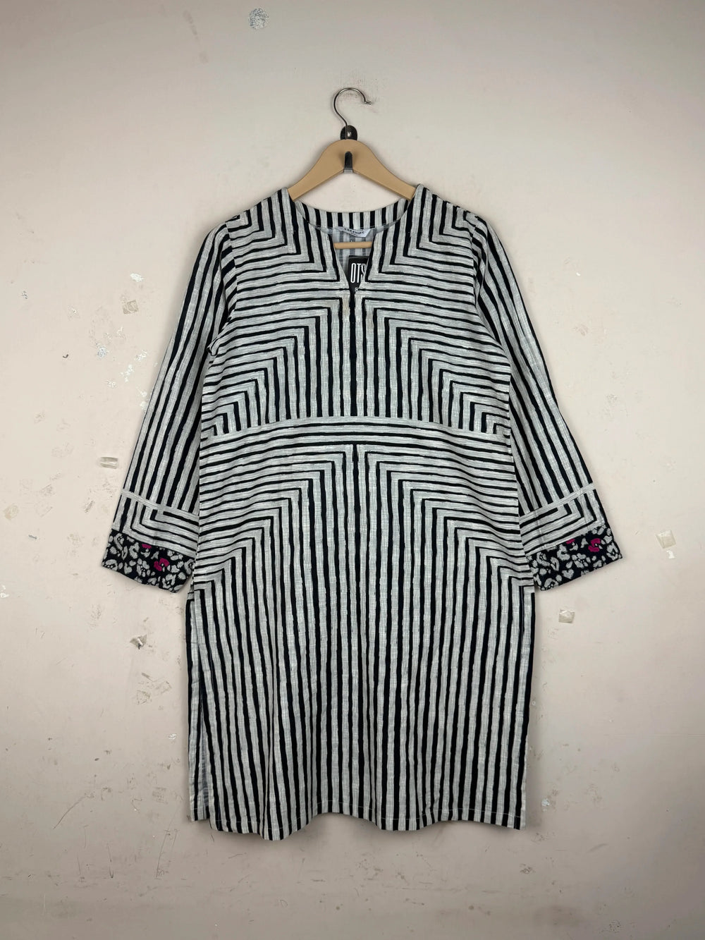 Premium Condition Summer Kurti | Preloved SAPPHIRE | Beige Cotton | Thrift Shop for Womens Islamabad Pakistan | OTS