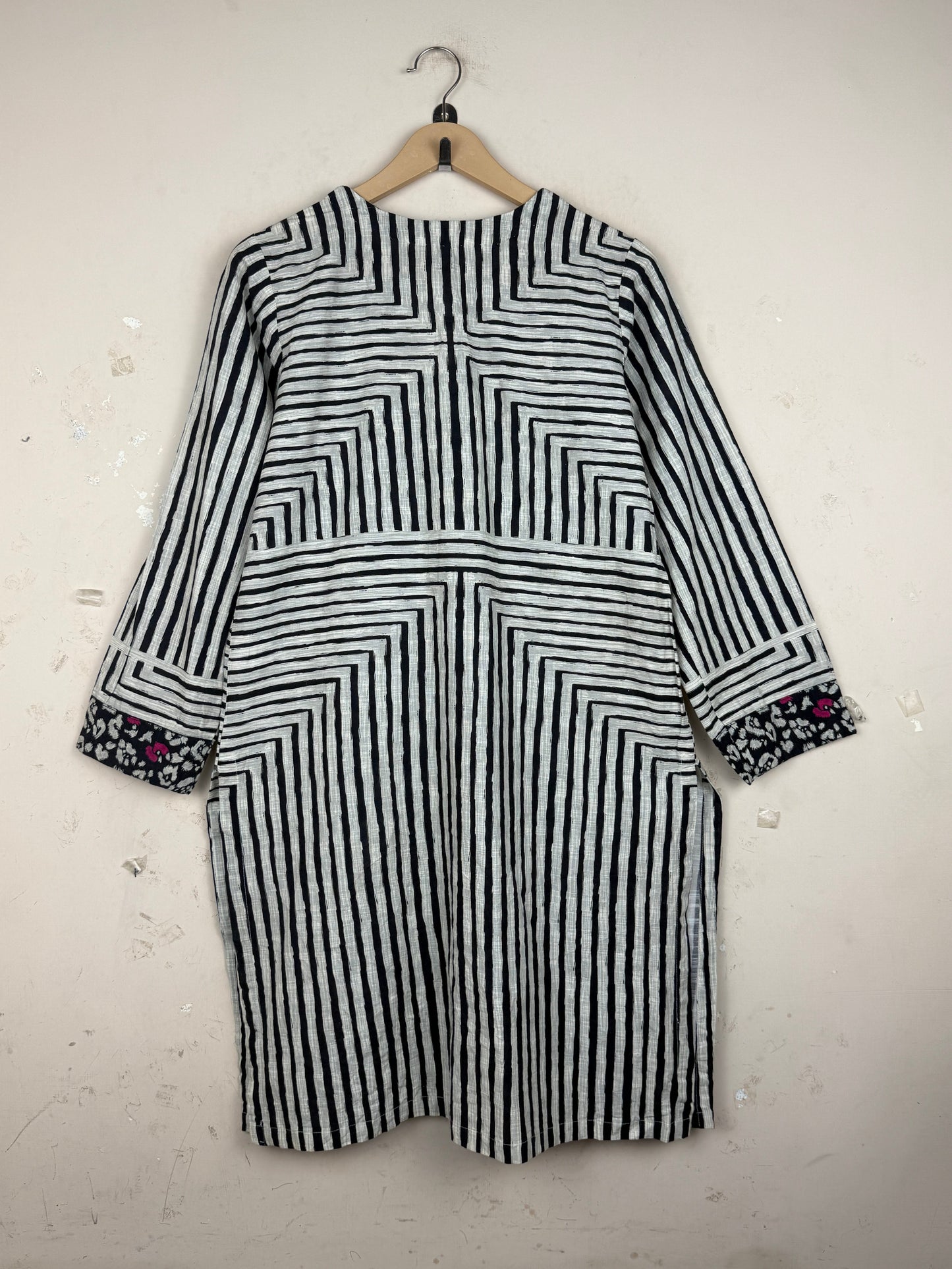 Sapphire (SK-128)