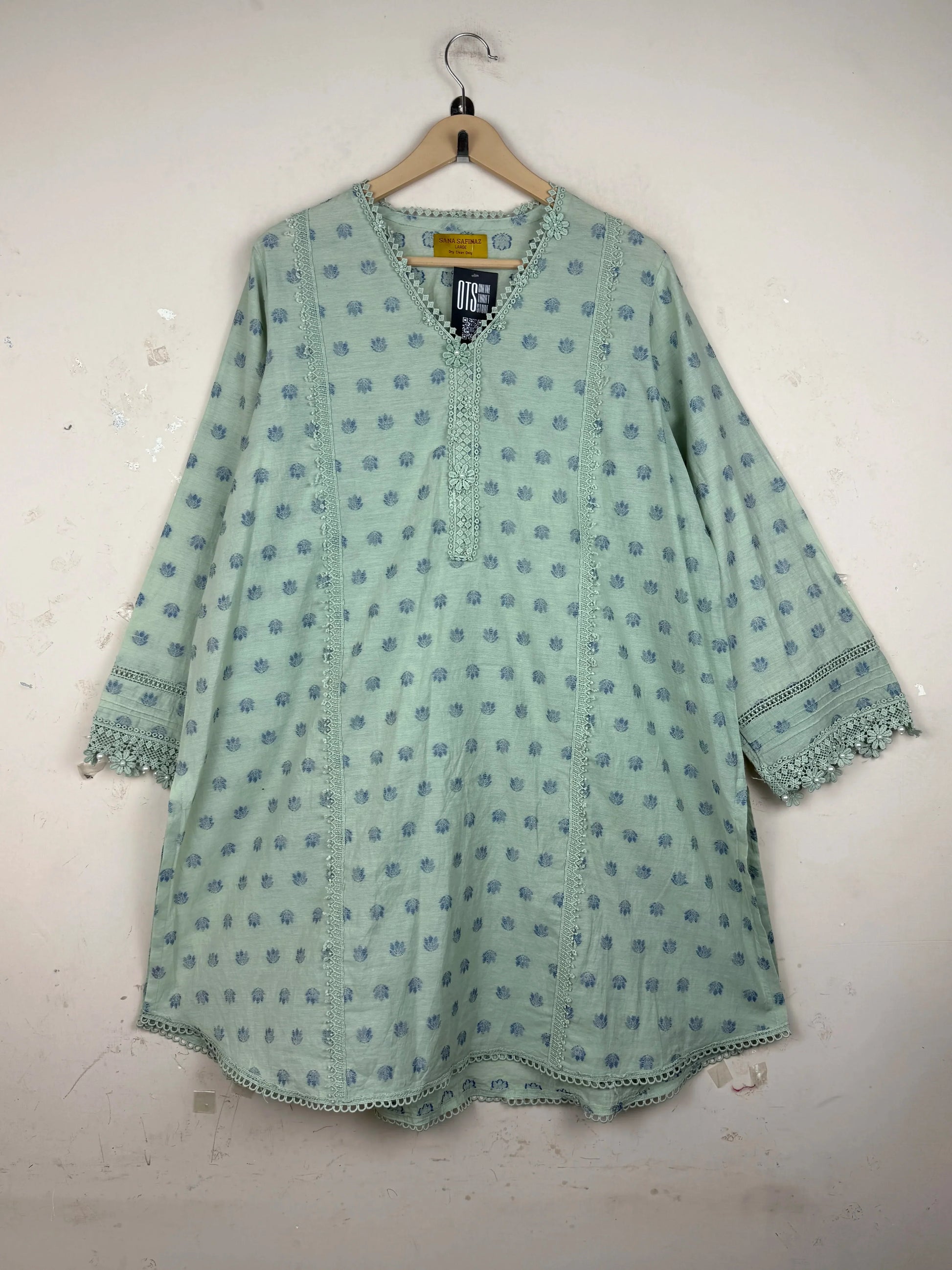 Preloved Excellent Summer Kurti by SANA SAFINAZ, Pistachio LAWN for Womens - OTS Thrift Shop Karachi Pakistan