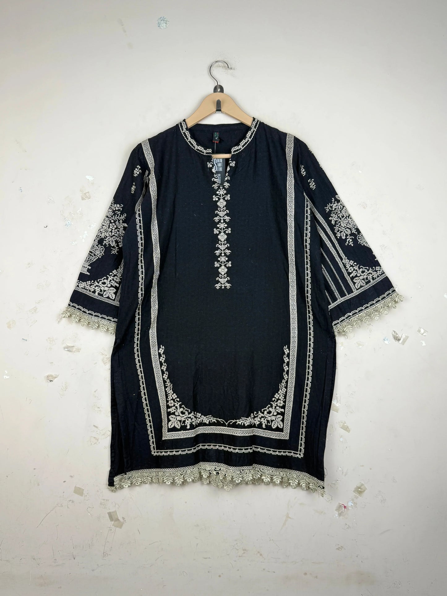 Premium Condition Summer Kurti | Preloved Dars Fabrics | Black Cotton | Thrift Shop for Womens Islamabad Pakistan | OTS