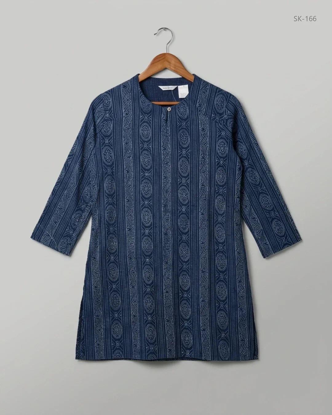 Secondhand Branded Printed Summer Kurti by NATURAL, DarkBlue Lawn fabric, Premium condition, for Womens - Online Thrift Shop Islamabad Pakistan