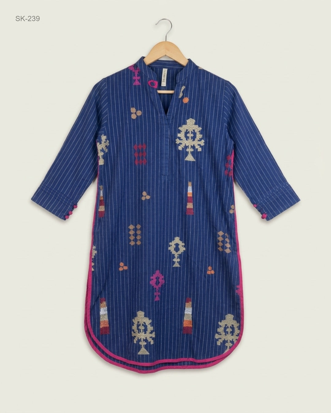 Secondhand Branded Summer Kurti by ETHNIC, Blue Khadhar fabric, Premium condition, for Womens - Online Thrift Shop Karachi Pakistan