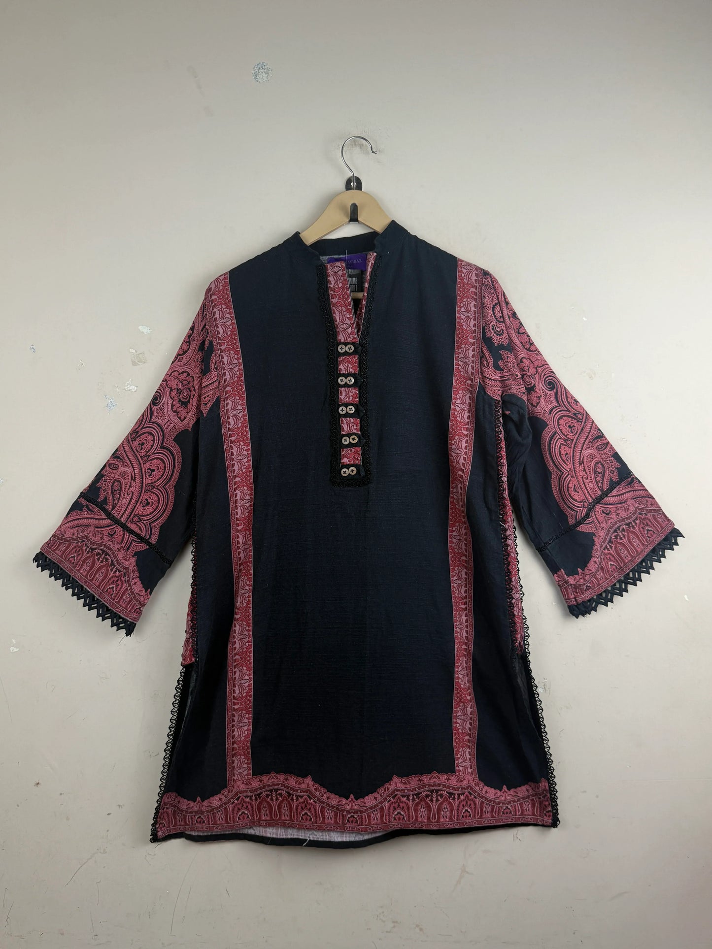UK Imported secondhand Summer Kurti - Sana Safinaz brand, Black Cotton, Premium condition, for Women - Online Thrift Store Peshawar Pakistan