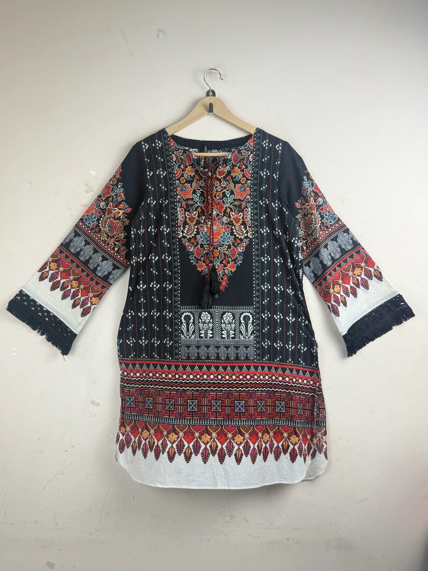UK Imported secondhand Summer Kurti - LIMELIGHT brand, Black Lawn, Premium Plus condition, for Women - Online Thrift Store Islamabad Pakistan